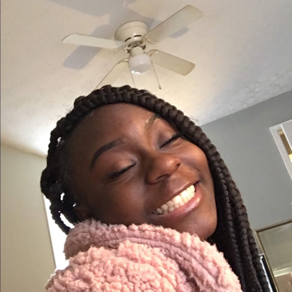 Meet your Posher, Taylor